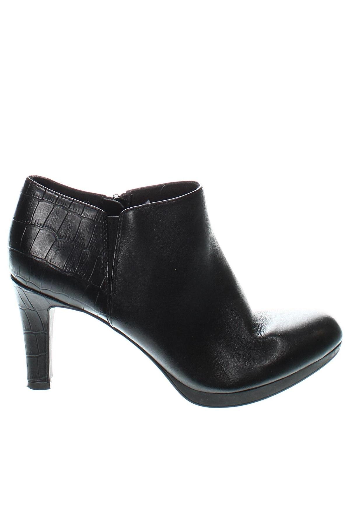 Дамски обувки Clarks, Размер 37, Цвят Черен, Цена 34,56 лв.