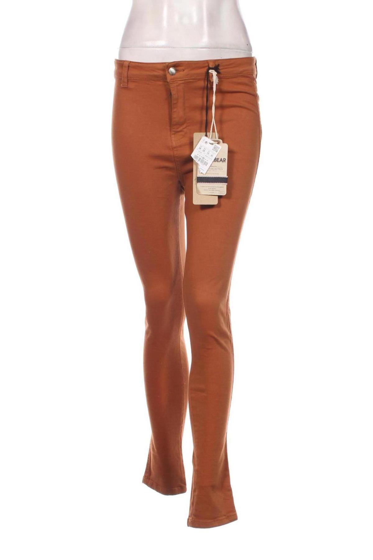 Γυναικείο παντελόνι Pull&Bear, Μέγεθος M, Χρώμα Καφέ, Τιμή 6,40 €