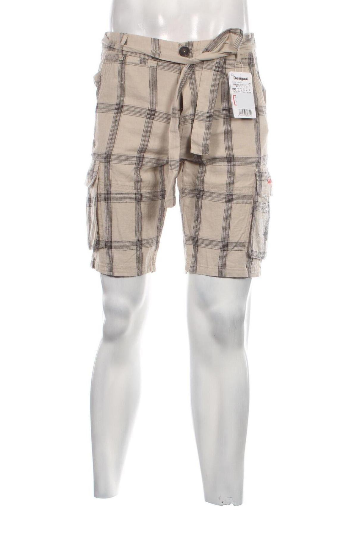Мъжки къс панталон Desigual, Размер M, Цвят Бежов, Цена 23,49 лв.