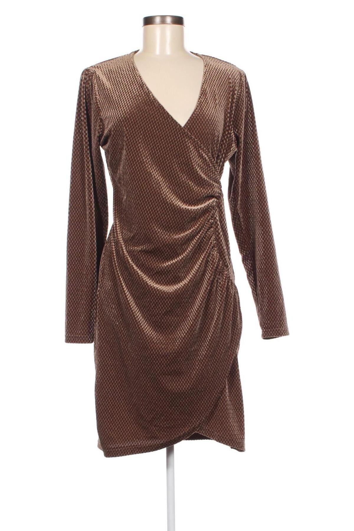 Kleid Free Quent, Größe M, Farbe Beige, Preis € 3,98