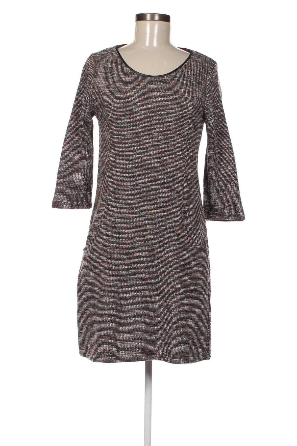 Kleid Taifun, Größe M, Farbe Mehrfarbig, Preis € 6,16