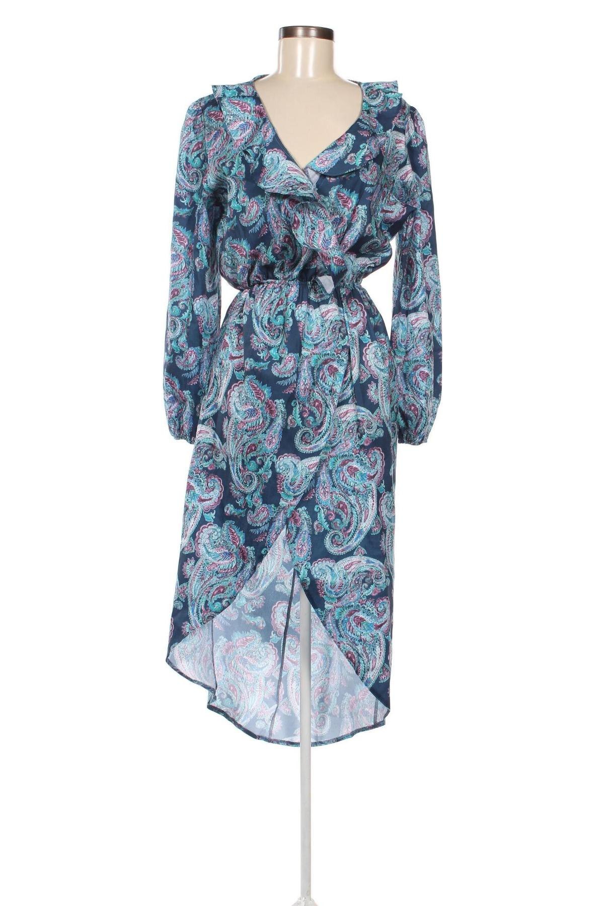 Kleid Trendyol, Größe M, Farbe Mehrfarbig, Preis € 23,66
