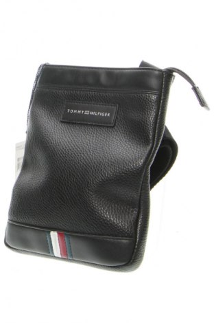 Torebka Tommy Hilfiger, Kolor Czarny, Cena 263,99 zł