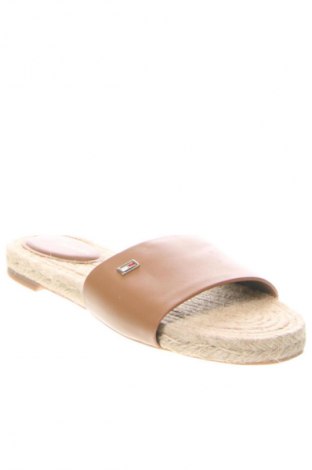Pantolette Tommy Hilfiger, Größe 38, Farbe Beige, Preis 114,49 €