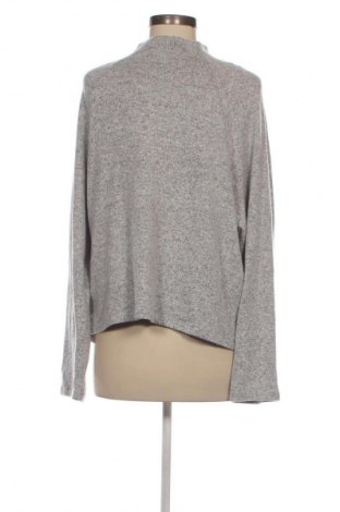 Damen Shirt, Größe M, Farbe Grau, Preis 13,99 €