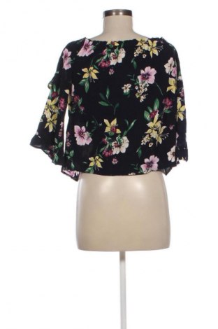 Dámská halenka Bershka, Velikost S, Barva Vícebarevné, Cena  169,00 Kč
