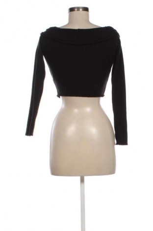 Damen Shirt Bershka, Größe S, Farbe Schwarz, Preis 2,99 €