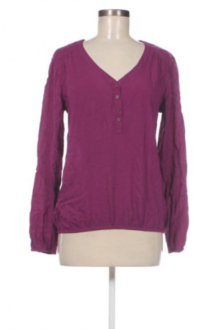 Damen Shirt Esprit, Größe M, Farbe Lila, Preis 23,99 €