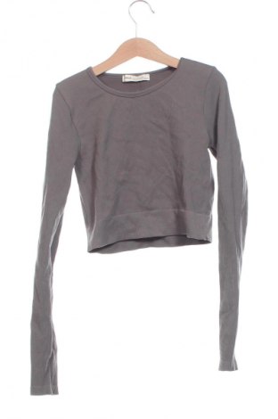 Damen Shirt Pull&Bear, Größe XS, Farbe Grau, Preis € 9,72