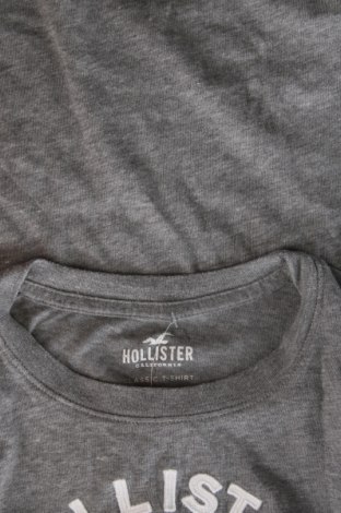 Γυναικείο t-shirt Hollister, Μέγεθος XS, Χρώμα Γκρί, Τιμή 9,21 €