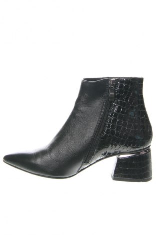 Damen Stiefeletten, Größe 36, Farbe Schwarz, Preis € 24,55