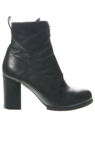 Damen Stiefeletten Fashion, Größe 40, Farbe Schwarz, Preis 38,36 €