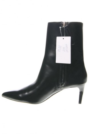 Damen Stiefeletten H&M, Größe 38, Farbe Schwarz, Preis 39,38 €