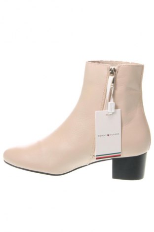 Dámske topánky  Tommy Hilfiger, Veľkosť 38, Farba Béžová, Cena  189,95 €