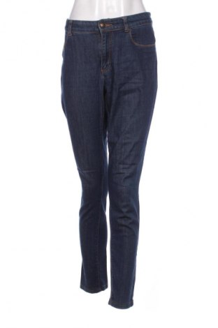 Dámske džínsy  Armani Jeans, Veľkosť L, Farba Modrá, Cena  70,09 €