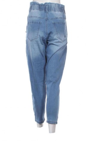 Damen Jeans Beloved, Größe L, Farbe Blau, Preis € 15,00