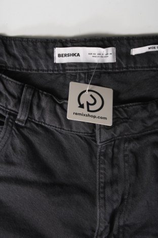 Γυναικείο Τζίν Bershka, Μέγεθος XL, Χρώμα Γκρί, Τιμή 17,99 €