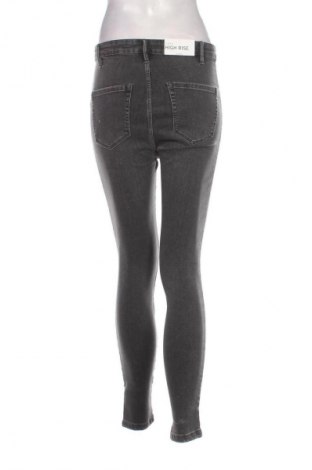 Damen Jeans Bershka, Größe S, Farbe Grau, Preis € 24,00