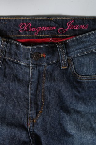 Дамски дънки Bogner Jeans, Размер M, Цвят Син, Цена 139,99 лв.