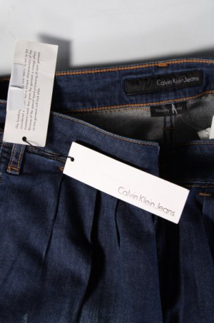 Дамски дънки Calvin Klein Jeans, Размер L, Цвят Син, Цена 156,02 лв.