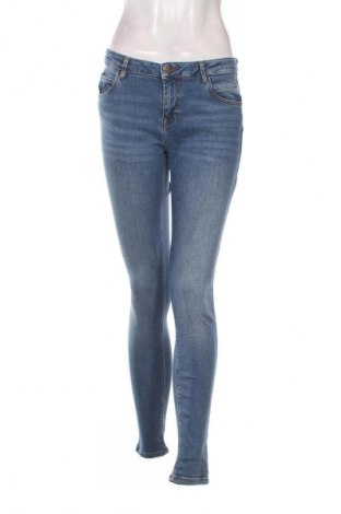 Dámske džínsy  Cross Jeans, Veľkosť S, Farba Modrá, Cena  5,95 €