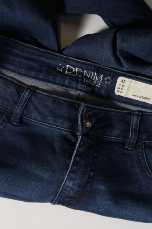 Damskie jeansy Denim 1982, Rozmiar L, Kolor Niebieski, Cena 66,67 zł