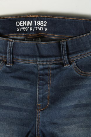 Blugi de femei Denim 1982, Mărime S, Culoare Albastru, Preț 95,99 Lei