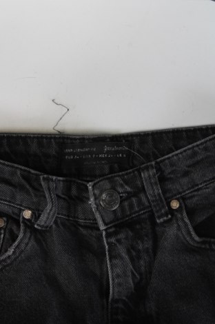 Damskie jeansy Stradivarius, Rozmiar XS, Kolor Szary, Cena 66,69 zł