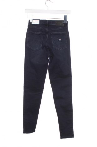 Damskie jeansy Tommy Jeans, Rozmiar XS, Kolor Niebieski, Cena 189,99 zł