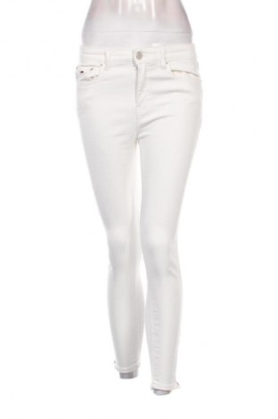 Damen Jeans Tommy Jeans, Größe M, Farbe Weiß, Preis € 127,99