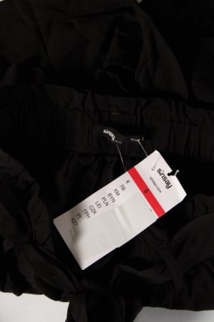 Pantaloni scurți de femei Sinsay, Mărime S, Culoare Negru, Preț 63,99 Lei