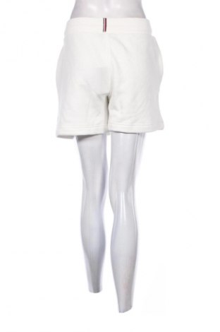 Pantaloni scurți de femei Tommy Hilfiger, Mărime L, Culoare Alb, Preț 544,99 Lei