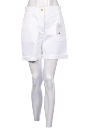 Pantaloni scurți de femei Tommy Hilfiger, Mărime M, Culoare Alb, Preț 326,99 Lei