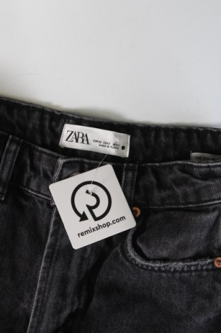 Pantaloni scurți de femei Zara, Mărime XXS, Culoare Gri, Preț 40,82 Lei