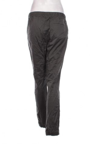 Damenhose, Größe M, Farbe Grün, Preis € 20,99