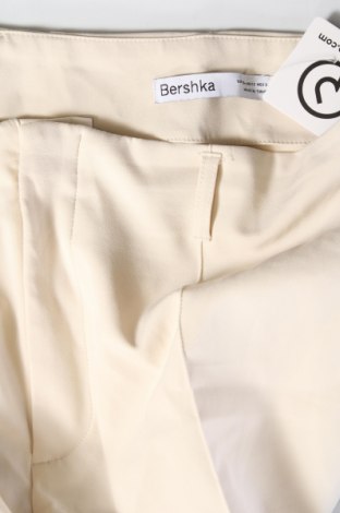 Női nadrág Bershka, Méret XL, Szín Bézs, Ár 5 802 Ft