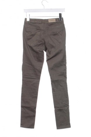 Damenhose Clockhouse, Größe XS, Farbe Grün, Preis € 14,83