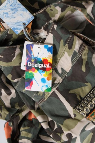 Дамски панталон Desigual, Размер XL, Цвят Многоцветен, Цена 139,94 лв.