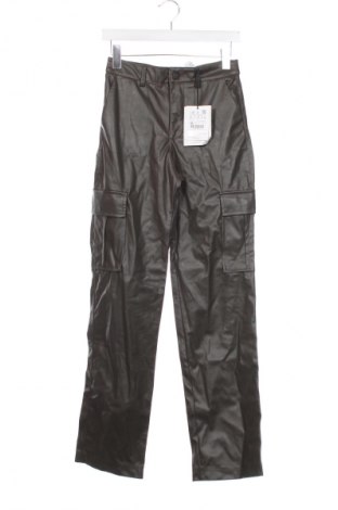 Damenhose Pull&Bear, Größe XS, Farbe Grün, Preis € 20,49