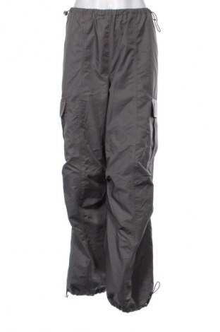 Pantaloni de femei Tally Weijl, Mărime M, Culoare Gri, Preț 95,99 Lei