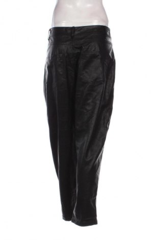 Pantaloni de femei Zara, Mărime M, Culoare Negru, Preț 68,88 Lei