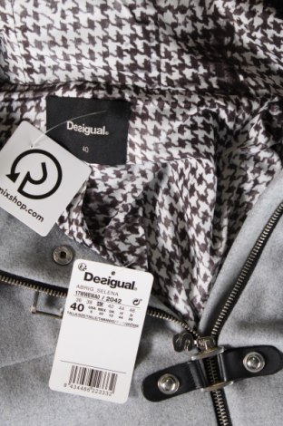 Damenmantel Desigual, Größe M, Farbe Mehrfarbig, Preis € 176,05