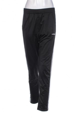 Pantaloni trening de femei Adidas, Mărime XL, Culoare Negru, Preț 134,99 Lei