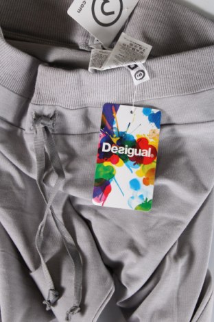 Dámské tepláky Desigual, Velikost M, Barva Šedá, Cena  1 176,00 Kč