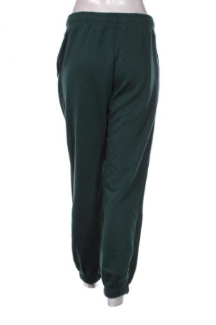 Pantaloni trening de femei Primark, Mărime M, Culoare Verde, Preț 95,99 Lei