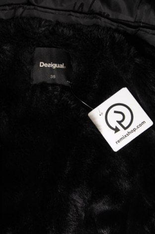 Дамско яке Desigual, Размер M, Цвят Черен, Цена 75,99 лв.