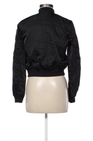 Geacă de femei Pull&Bear, Mărime S, Culoare Negru, Preț 63,99 Lei