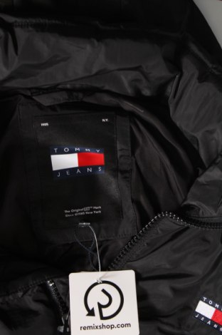 Γυναικείο μπουφάν Tommy Jeans, Μέγεθος XL, Χρώμα Μαύρο, Τιμή 239,99 €