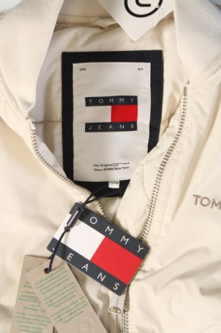 Γυναικείο μπουφάν Tommy Jeans, Μέγεθος XXS, Χρώμα Εκρού, Τιμή 239,99 €