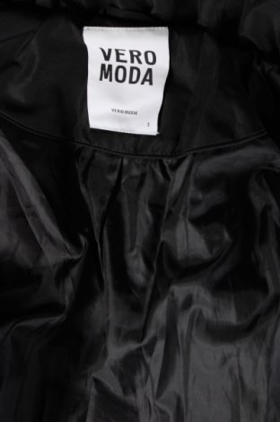 Дамско яке Vero Moda, Размер S, Цвят Черен, Цена 41,99 лв.